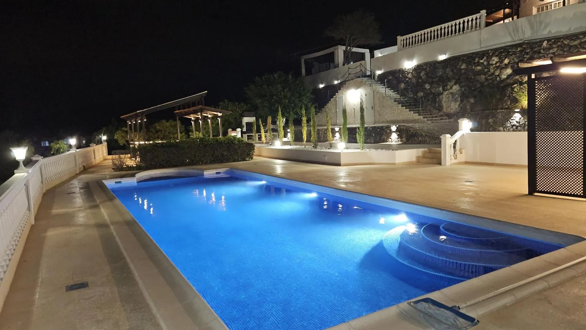 Villa Tequila contacts